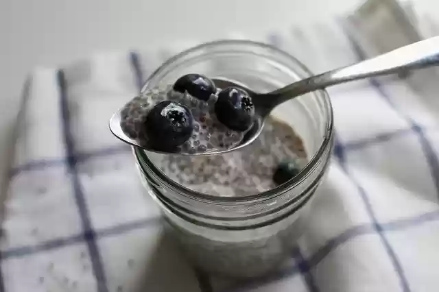 ດາວ​ໂຫຼດ​ຟຣີ Chia Seeds Breakfast Eat - ຮູບ​ພາບ​ຟຣີ​ຫຼື​ຮູບ​ພາບ​ທີ່​ຈະ​ໄດ້​ຮັບ​ການ​ແກ້​ໄຂ​ກັບ GIMP ອອນ​ໄລ​ນ​໌​ບັນ​ນາ​ທິ​ການ​ຮູບ​ພາບ​