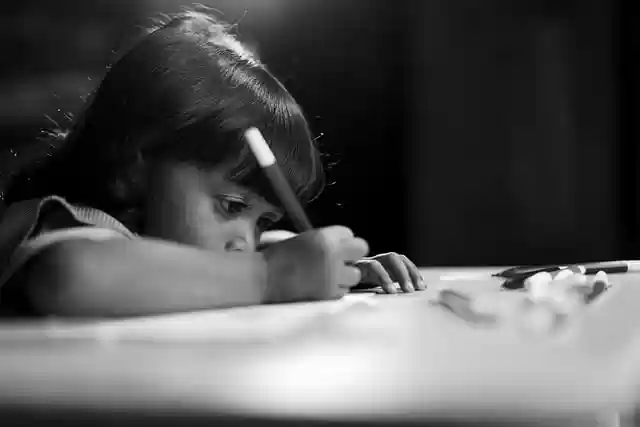 Free download child kid study write free picture to be edited with GIMP free online image editor