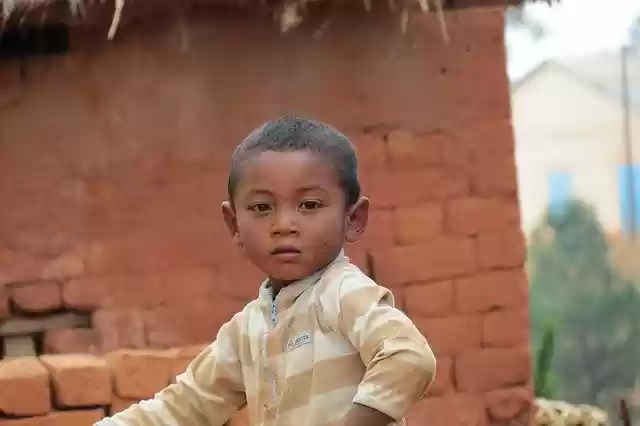 Free download Child Madagascar Poverty -  free photo or picture to be edited with GIMP online image editor