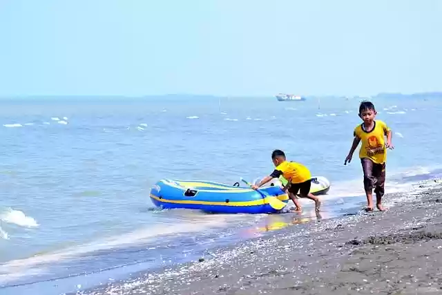 Free download children young boys beach sea free picture to be edited with GIMP free online image editor