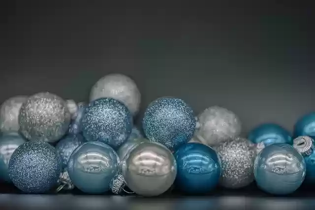 Free download Christbaumkugeln Glass -  free free photo or picture to be edited with GIMP online image editor