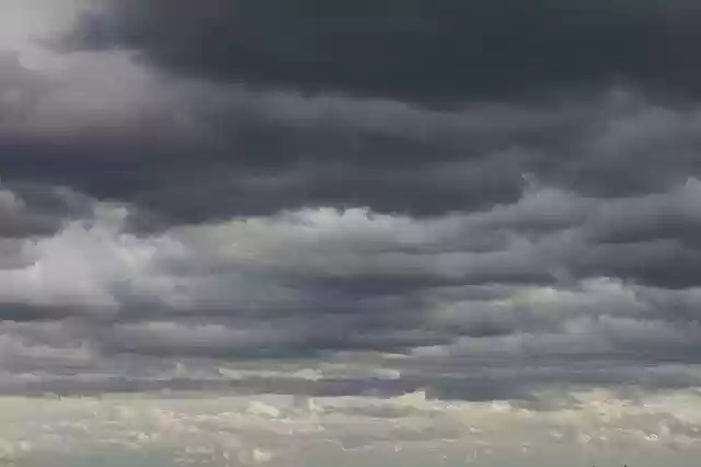 Gratis download Clouds Sky Somber - gratis foto of afbeelding om te bewerken met GIMP online afbeeldingseditor