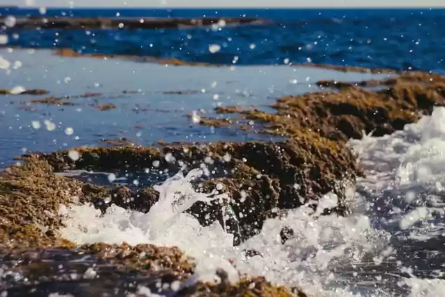 Descărcare gratuită coasta mării valuri peisaj natură imagine gratuită pentru a fi editată cu editorul de imagini online gratuit GIMP