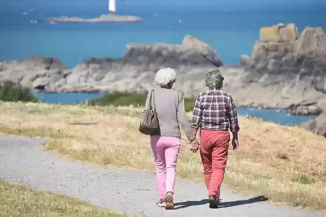 Free download couple man woman hand in hand free picture to be edited with GIMP free online image editor