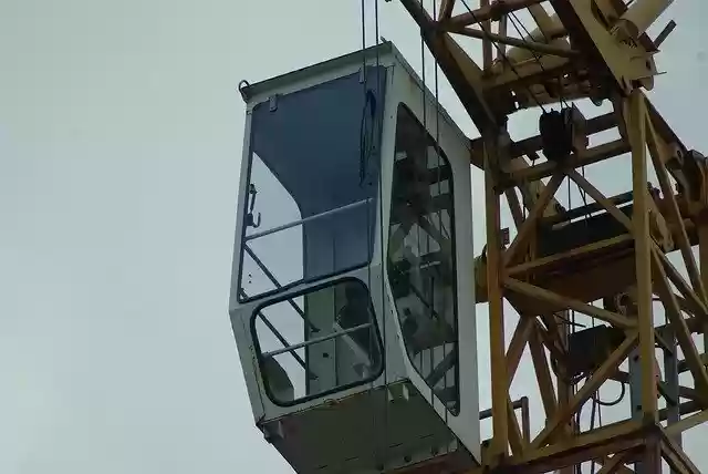 הורדה חינם Crane Cab Baukran תבנית תמונה בחינם לעריכה עם עורך התמונות המקוון GIMP