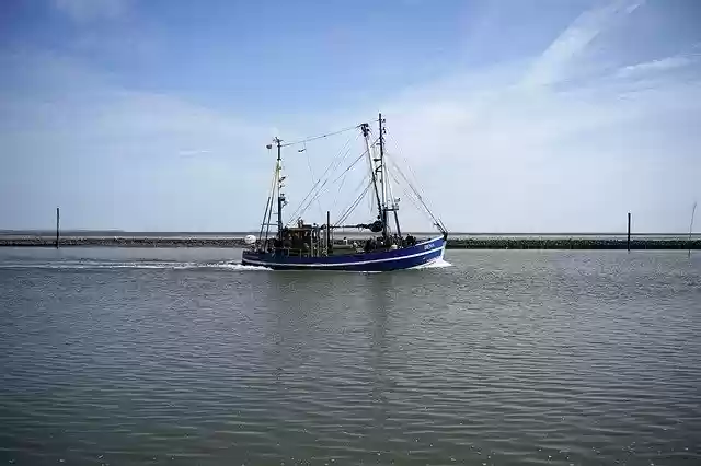 Free download Cutter Sky Water -  free photo or picture to be edited with GIMP online image editor