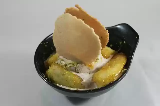 Free download Dessert Banana Sharing -  free photo or picture to be edited with GIMP online image editor