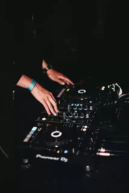Free download djing sound engineer tuner dj free picture to be edited with GIMP free online image editor
