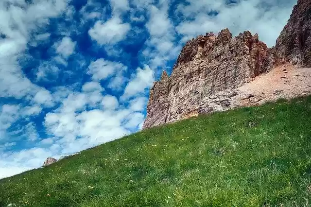 Popular Rocks Italy Dolomites Rocks Italy by OffiDocs for office