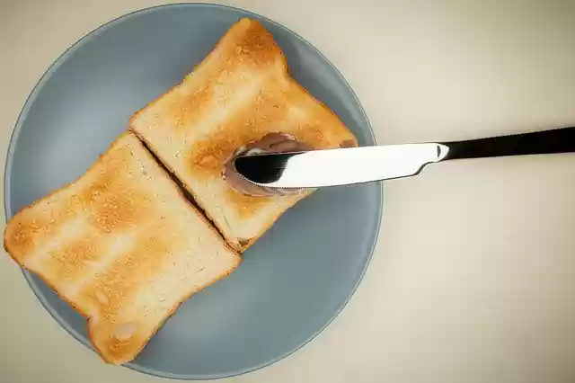 Free download donations keeps me going toast loaf free picture to be edited with GIMP free online image editor