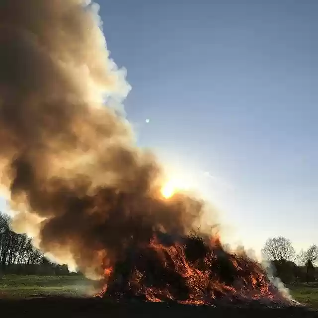 Free download Easter Fire -  free photo or picture to be edited with GIMP online image editor