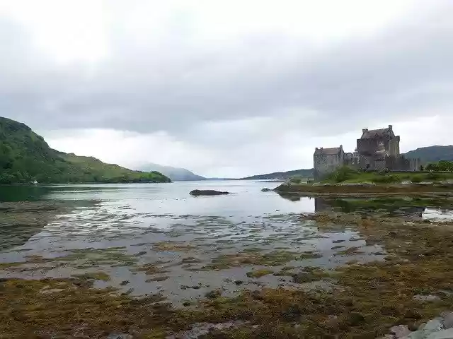 Free download Eilean Donan Castle Loch Scotland -  free photo or picture to be edited with GIMP online image editor