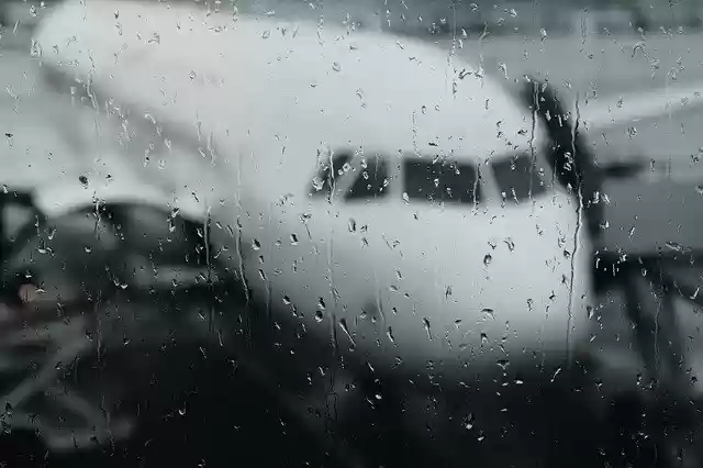 Free download Eisy Get Plane -  free photo or picture to be edited with GIMP online image editor
