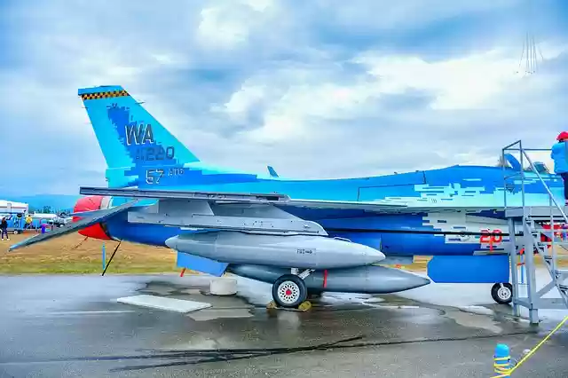 Free download f16 underwings bomb aviation free picture to be edited with GIMP free online image editor