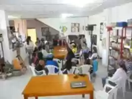 Free download Familias En Accion free photo or picture to be edited with GIMP online image editor