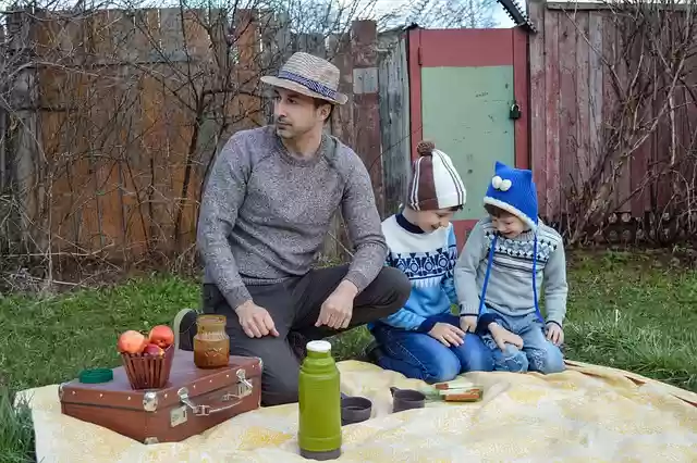 Free download family father kids picnic thermos free picture to be edited with GIMP free online image editor