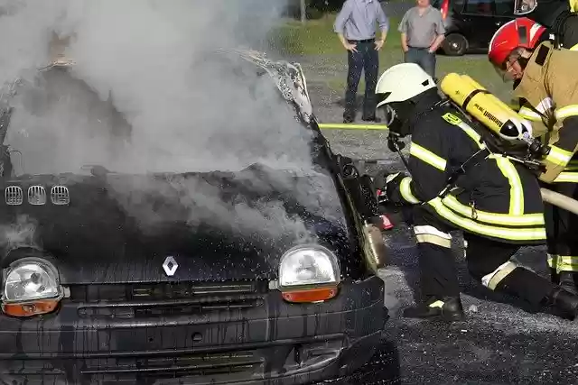 Free download fire fighters firefighter free picture to be edited with GIMP free online image editor