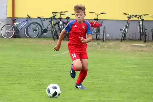 Free download football younger pupils pupils free picture to be edited with GIMP free online image editor