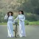 Gentle, elegant girls  screen for extension Chrome web store in OffiDocs Chromium