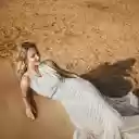 Girl by the beach  screen for extension Chrome web store in OffiDocs Chromium