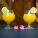 Glasses of fragrant yellow mango juice  screen for extension Chrome web store in OffiDocs Chromium