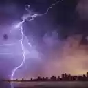 Gray clouds and thunder  screen for extension Chrome web store in OffiDocs Chromium