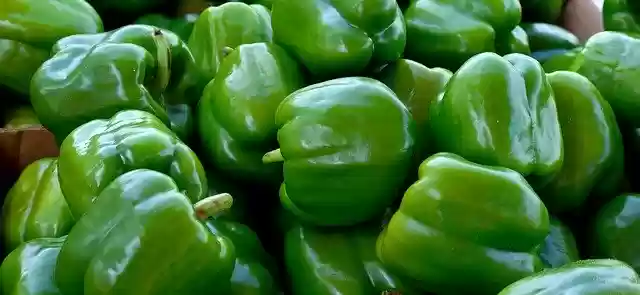 Free download Green Peppers Vegetable Food -  free photo or picture to be edited with GIMP online image editor