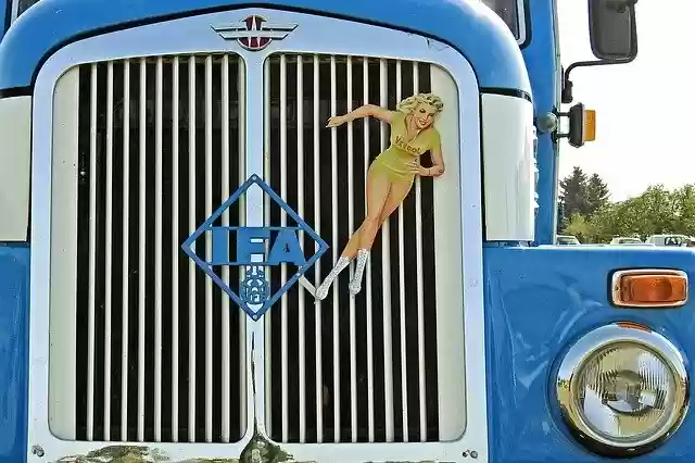 Free download grille headlights indicator truck free picture to be edited with GIMP free online image editor
