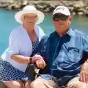 Happy old couple  screen for extension Chrome web store in OffiDocs Chromium