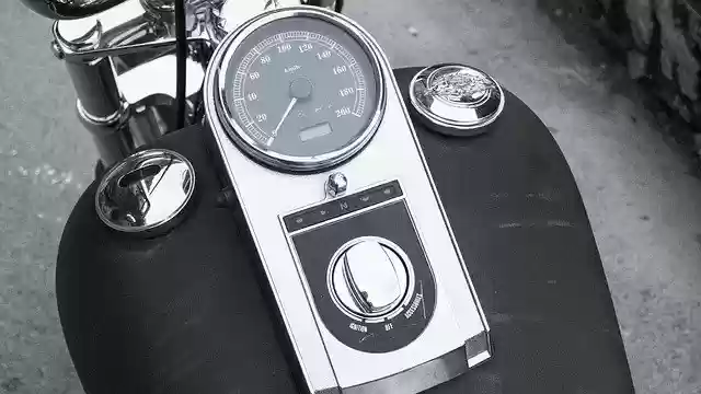 Descărcați gratuit șablonul foto gratuit Harley Davidson Tank Motorcycle pentru a fi editat cu editorul de imagini online GIMP