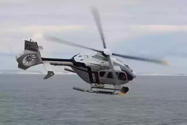 Free download helicopter flying rotor blades free picture to be edited with GIMP free online image editor