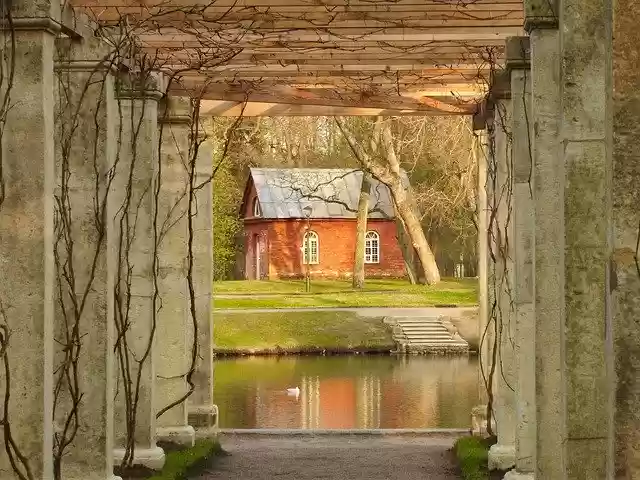 Free download House Park Red -  free photo or picture to be edited with GIMP online image editor