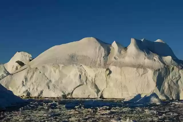 Free download iceberg arctic climate change free picture to be edited with GIMP free online image editor