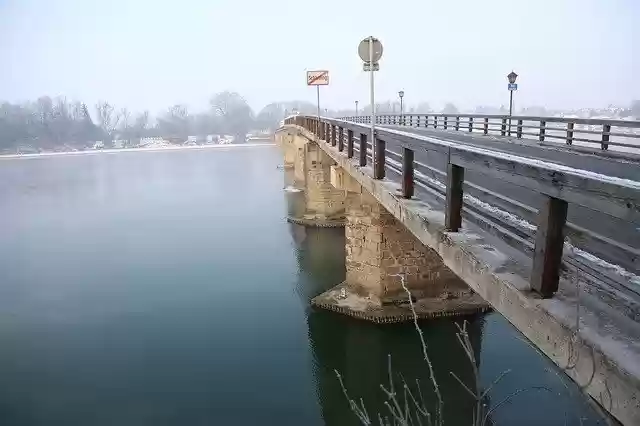 Free download Innbrücke Bridge Inn -  free free photo or picture to be edited with GIMP online image editor