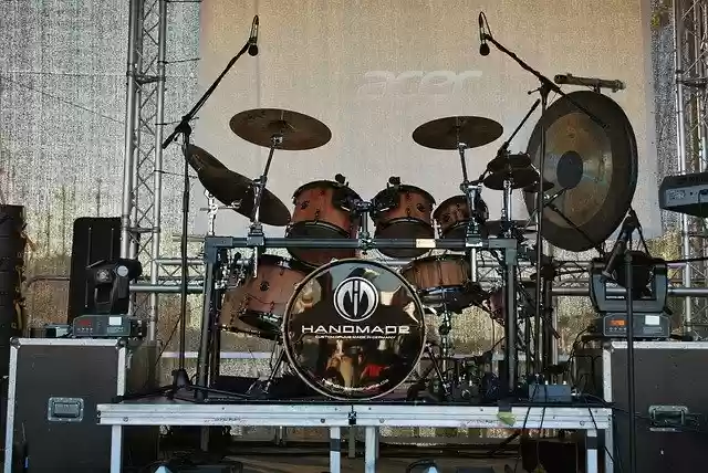 دانلود رایگان Instruments Drums Music - عکس یا تصویر رایگان برای ویرایش با ویرایشگر تصویر آنلاین GIMP