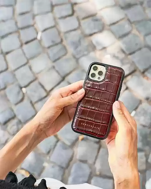 Descărcare gratuită iphone iphone 14 pro poză gratuită pentru a fi editată cu editorul de imagini online gratuit GIMP