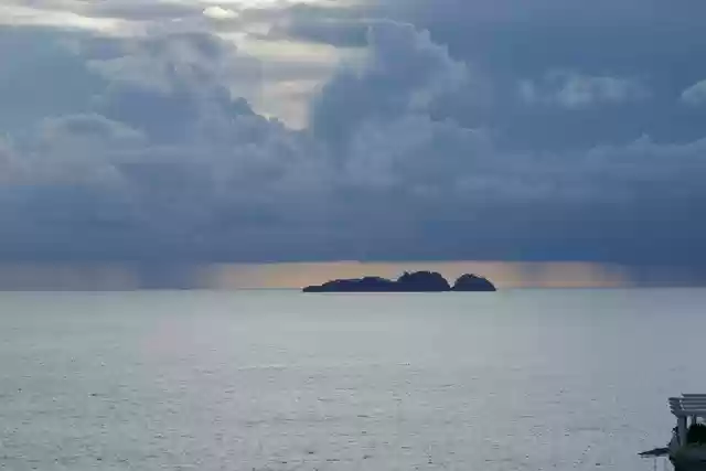 Free download island sea ocean seascape horizon free picture to be edited with GIMP free online image editor
