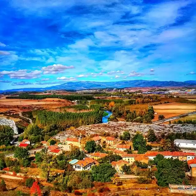 ດາວ​ໂຫຼດ​ຟຣີ Landscape Palencia Nature - ຮູບ​ພາບ​ຟຣີ​ຫຼື​ຮູບ​ພາບ​ທີ່​ຈະ​ໄດ້​ຮັບ​ການ​ແກ້​ໄຂ​ກັບ GIMP ອອນ​ໄລ​ນ​໌​ບັນ​ນາ​ທິ​ການ​ຮູບ​ພາບ​