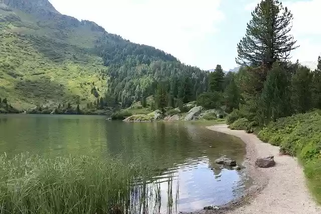 Free download Lägh Da Cavloc Lake Switzerland -  free photo or picture to be edited with GIMP online image editor