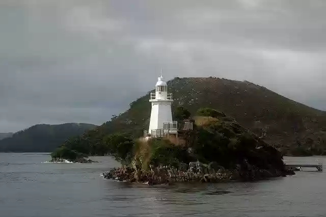 Free download Lighthouse Macquarie Head Harbor -  free free photo or picture to be edited with GIMP online image editor