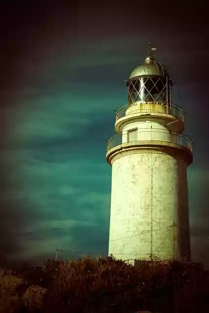 Descarga gratuita de la plantilla de foto gratuita Lighthouse Mallorca Cap para editar con el editor de imágenes en línea GIMP