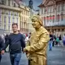 Living statue  screen for extension Chrome web store in OffiDocs Chromium