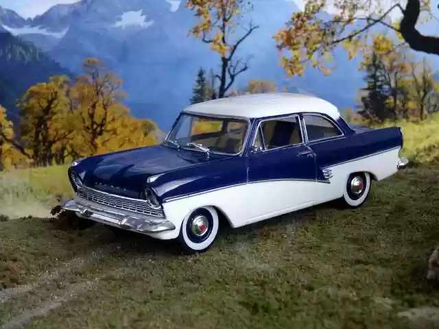 Free download model car car model ford 17m free picture to be edited with GIMP free online image editor