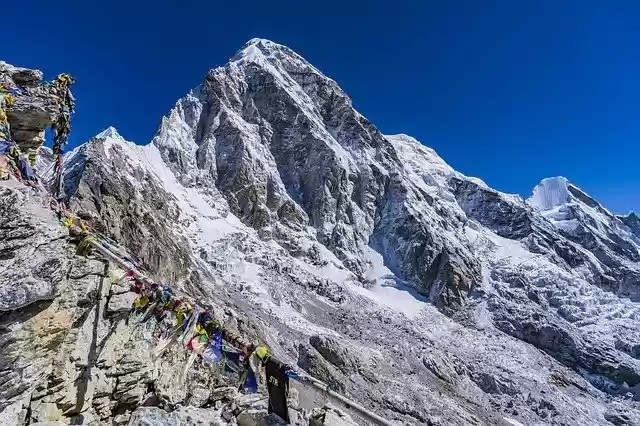 नेपाल हिमालय पर्वत मुफ्त डाउनलोड करें - GIMP ऑनलाइन छवि संपादक के साथ संपादित करने के लिए मुफ्त फोटो या चित्र