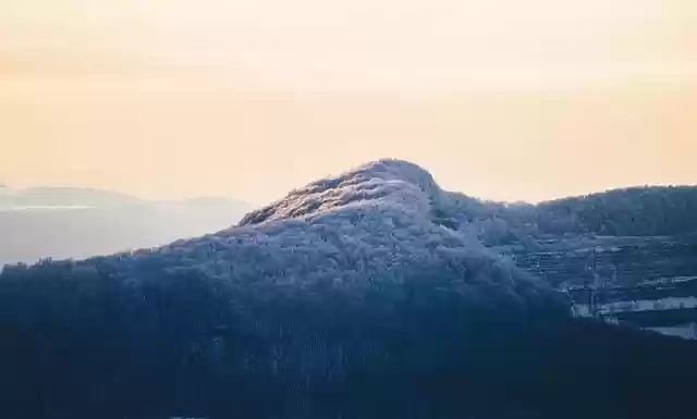 Gratis download berg zonsondergang sneeuw winter bos gratis foto om te bewerken met GIMP gratis online beeldbewerker