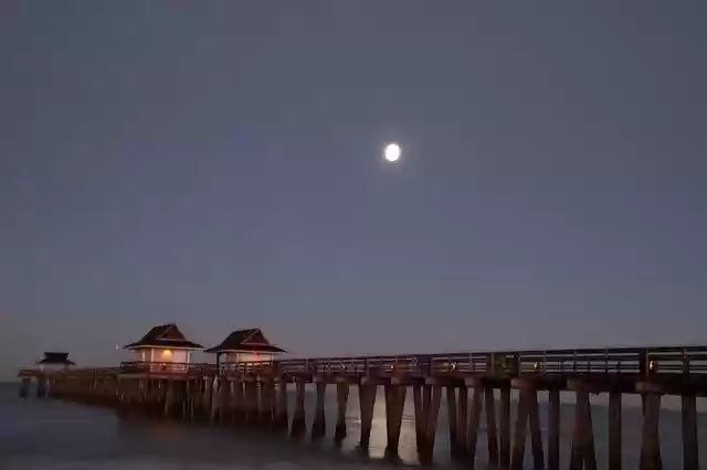 Free download Naples Pier -  free photo or picture to be edited with GIMP online image editor