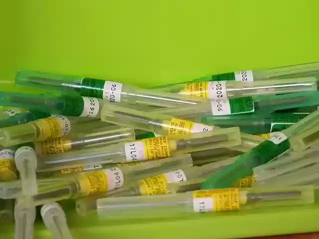 Free download Needles A Disposable Needle For -  free photo or picture to be edited with GIMP online image editor