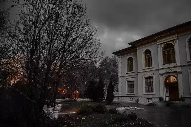 Free download Old House Sky -  free photo or picture to be edited with GIMP online image editor