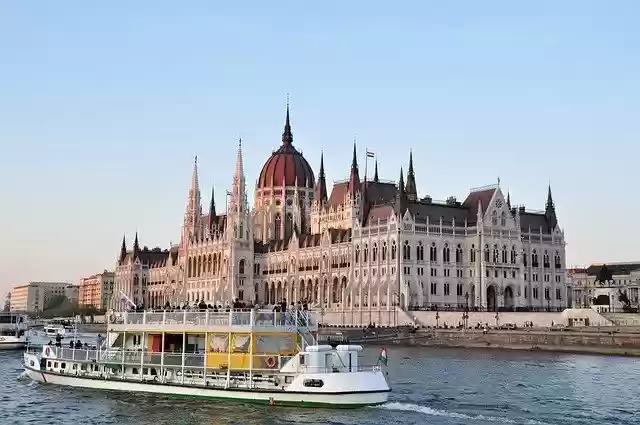 Free download Parliament Hungarian Budapest -  free photo or picture to be edited with GIMP online image editor