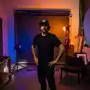 Photographer James Martin  screen for extension Chrome web store in OffiDocs Chromium